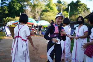 BIB: 
                            <button type="button" onclick="openModal(18979106)" class="btn btn-primary btn-sm float-right btn-popup" data-toggle="modal" data-target=".modal-high-quality">
                        <i class="fas fa-shopping-cart"></i> Add to Cart
                    </button>
                                            <button type="button" onclick="isThisMe(18979106, true)" class="btn btn-success btn-sm float-right btn-popup btn-isme hidden" data-toggle="tooltip" data-placement="bottom" title="นี่คือรูปของคุณใช่ไหม คลิกที่นี่เพื่อเอาเข้าอัลบั้ม">
                        <i class="fas fa-plus"></i> Add to album
                    </button>
                    <button type="button" onclick="isThisMe(18979106, false)" class="btn btn-warning btn-sm float-right btn-popup btn-isnotme hidden">
                        <i class="fas fa-ban"></i> Remove from album
                    </button>